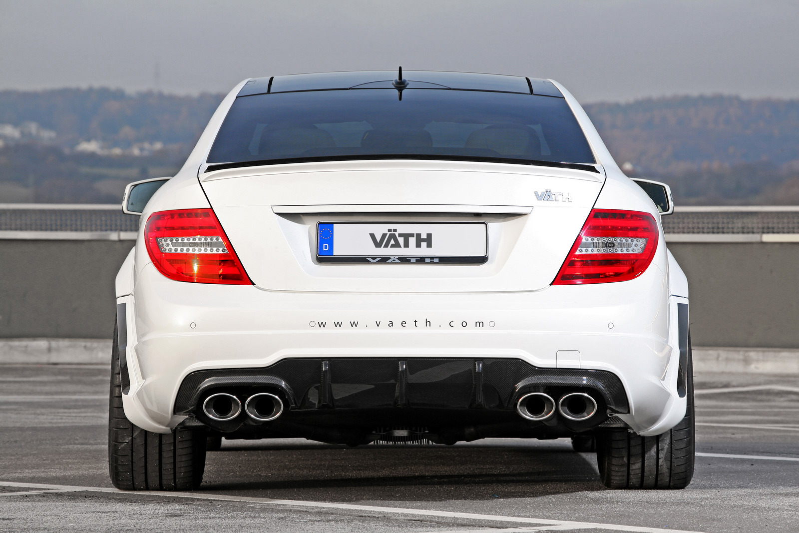 VATH V63 Supercharged aneb vyladěný Mercedes C63 AMG 5