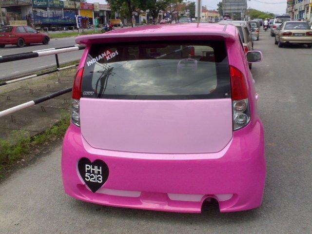 Perodua MyVi jako barbiemobil 2
