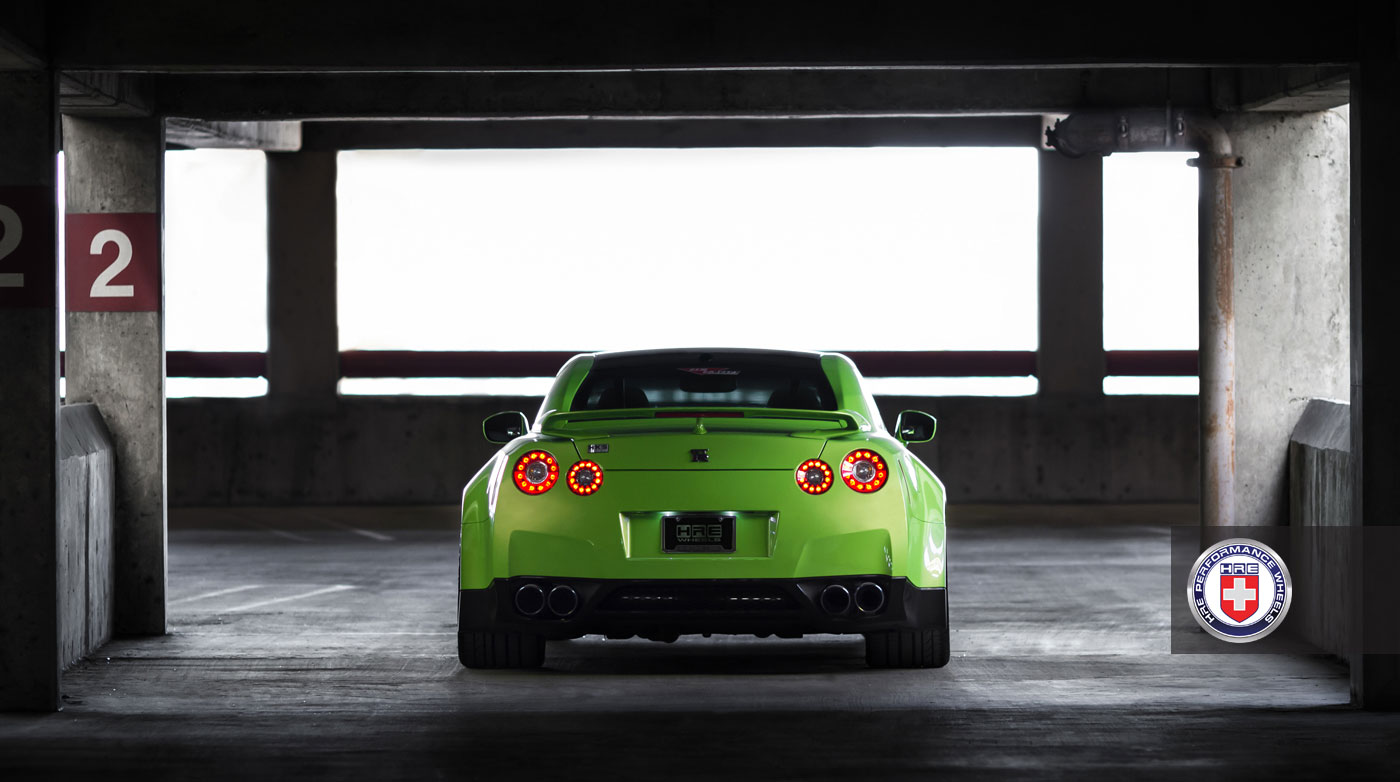 Nissan GT-R jako Green Hulk 6