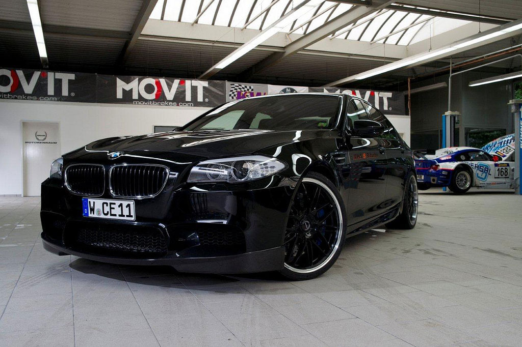 Manhart Racing představili našlapané BMW M5 4