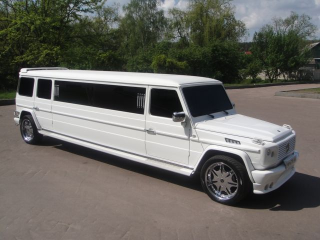 g-klasse-brabus-limousine-004