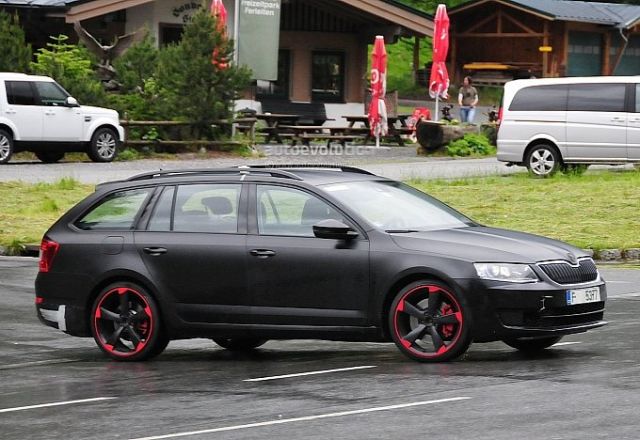 hardcore-skoda-octavia-vrs-with-280-hp-spied-for-the-first-time-photo-gallery-medium_3