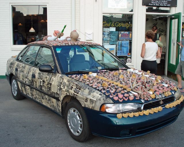 meet-chewbaru-a-subaru-covered-in-70-pounds-of-dentures-that-will-creep-you-out_1