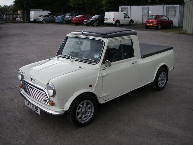 1977-mini-pickup-up-for-sale-costs-18936-photo-gallery_1