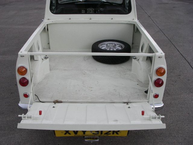 1977-mini-pickup-up-for-sale-costs-18936-photo-gallery_10