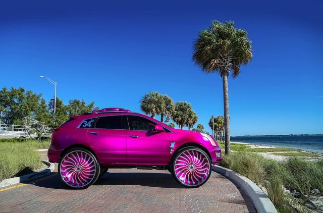 this-srx-is-rivaling-for-the-ugliest-cadillac-in-us-photo-gallery_8